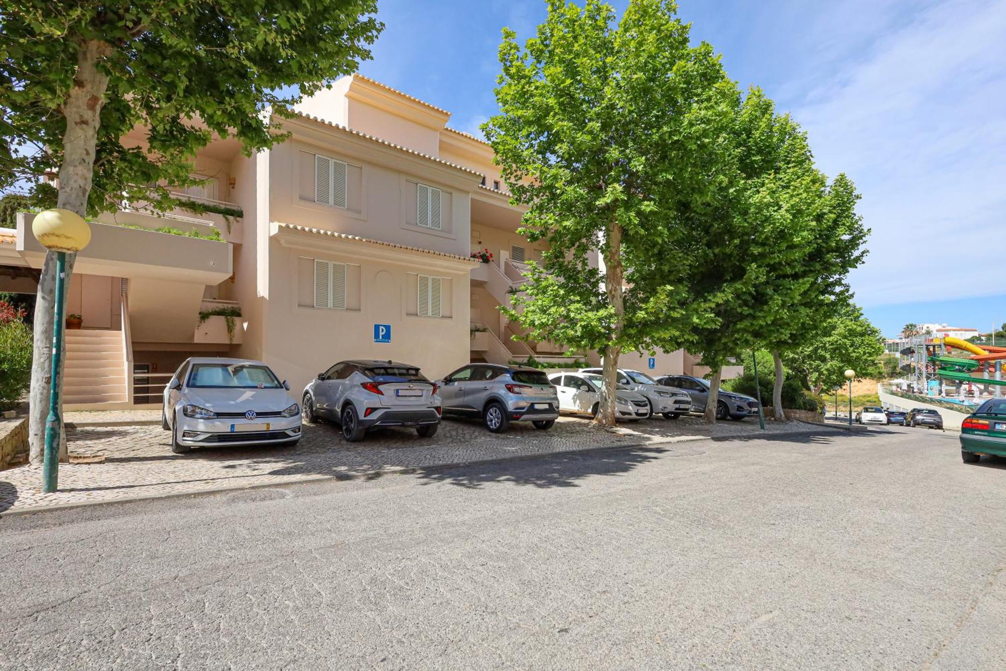 Apartment With 2 Bedrooms, 2M To The Beach Armacao de Pera Exterior photo